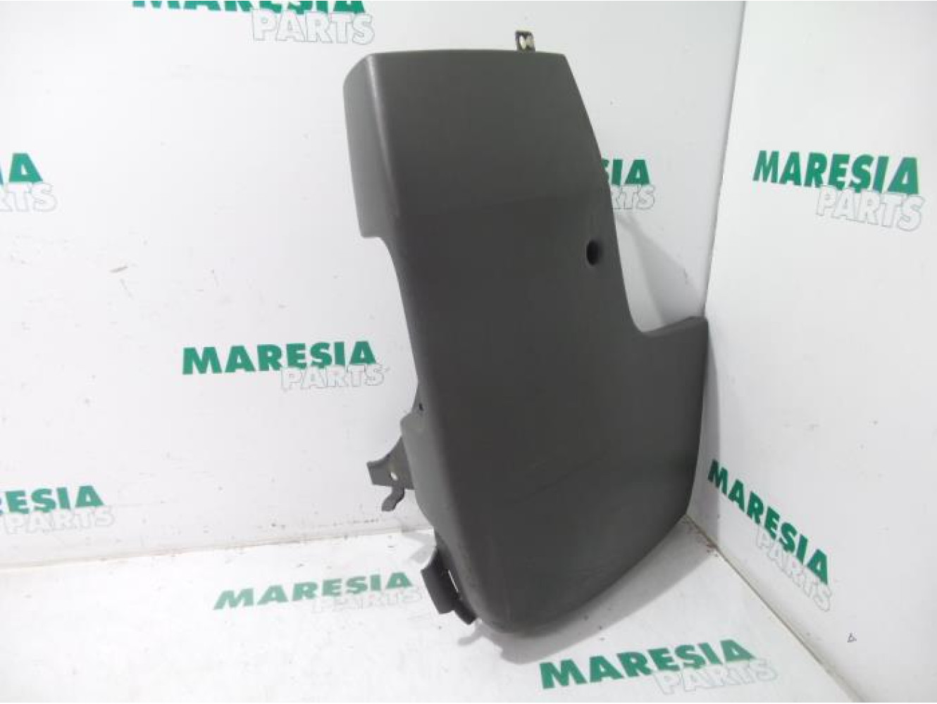 Renault - Trafic - Elément pare-chocs arrière droit