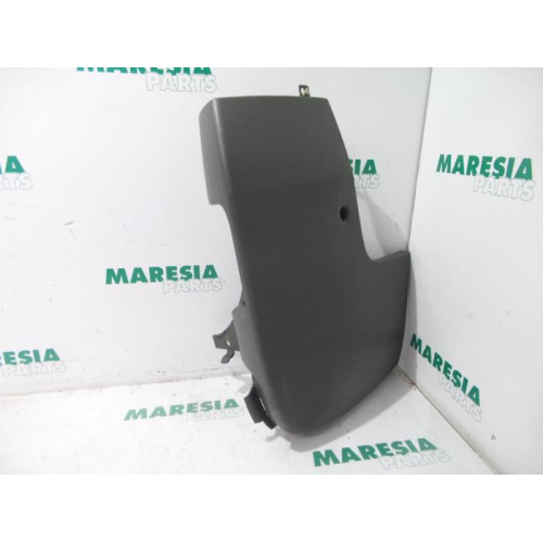 Renault - Trafic - Elément pare-chocs arrière droit