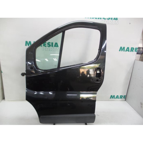 Renault - Trafic - Portier 2Deurs links