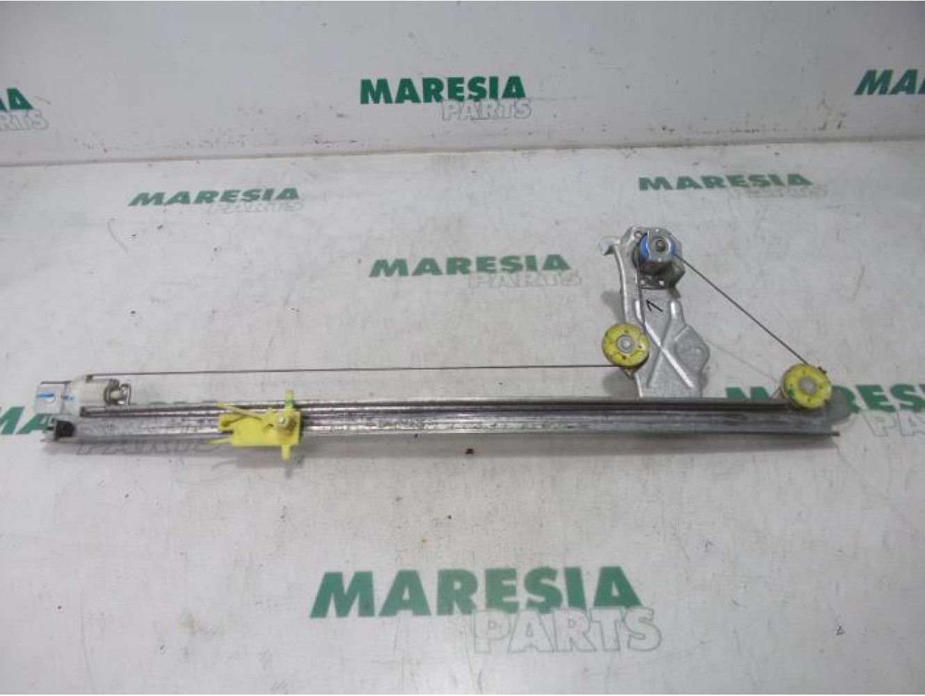 Renault - Trafic - Window mechanism 2-door, front left