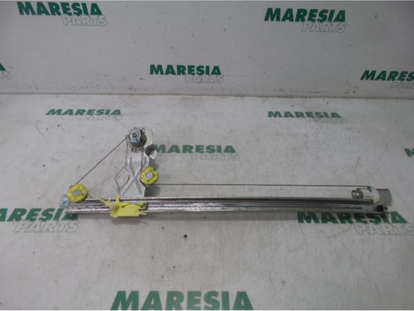 Renault - Trafic - Window mechanism 2-door, front right