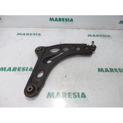 Renault - Trafic - Front lower wishbone, right