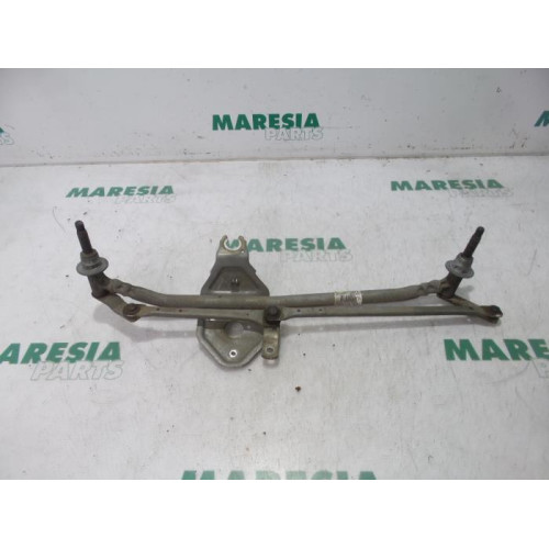 Renault - Trafic - Wiper mechanism