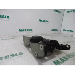 Renault - Trafic - Charnière porte arrière gauche