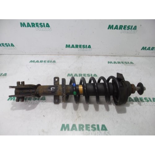 Renault - Trafic - Front shock absorber rod, left
