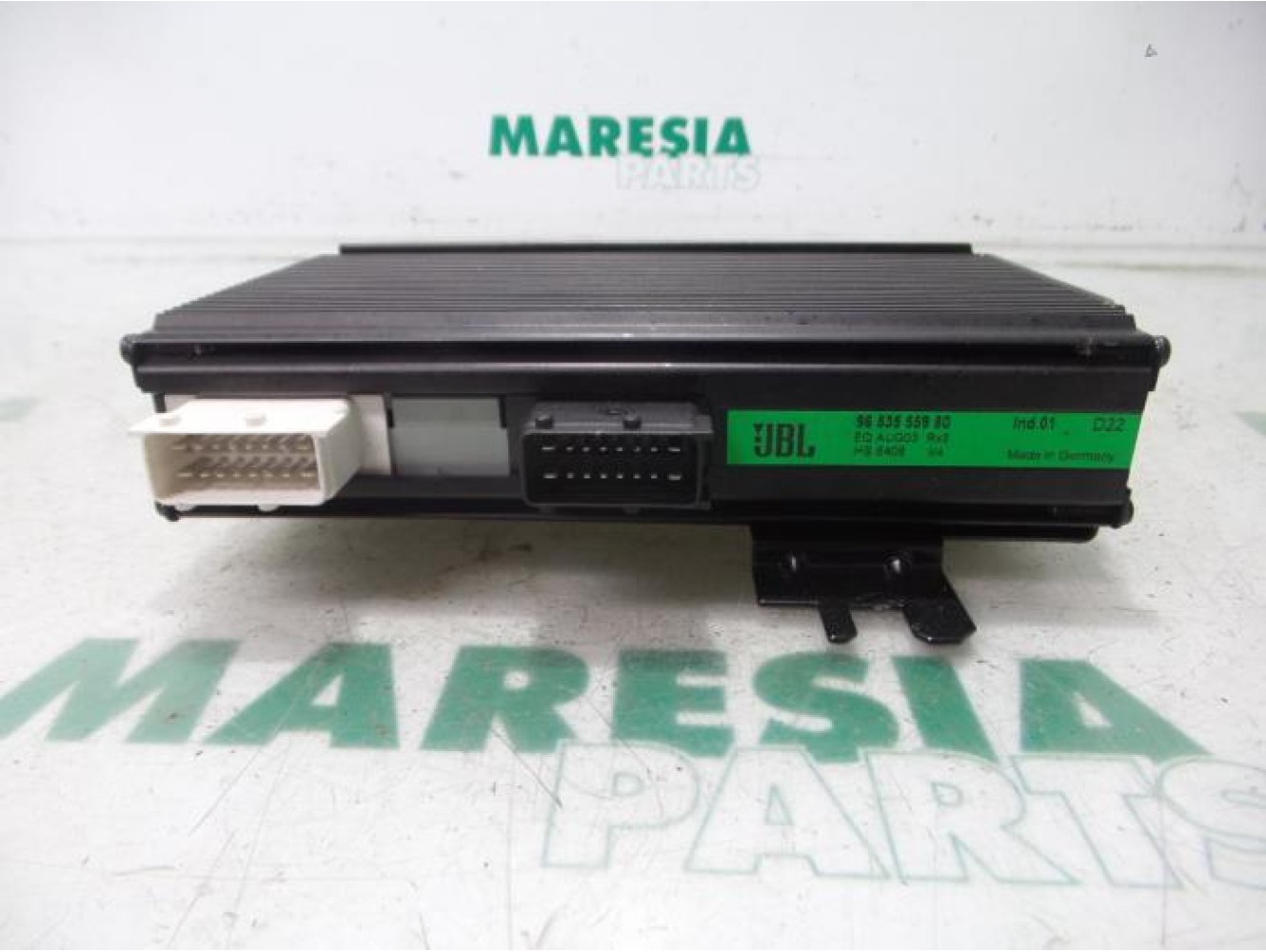Peugeot - 407 - Amplificateur radio