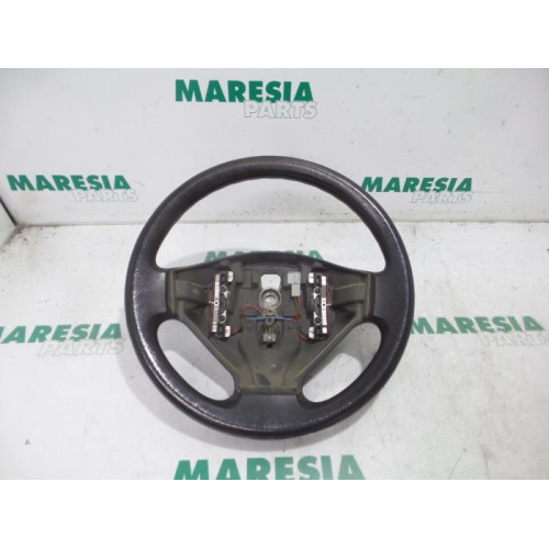 Renault - Trafic - Steering wheel