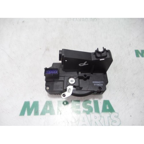 Renault - Trafic - Door lock mechanism 2-door, right