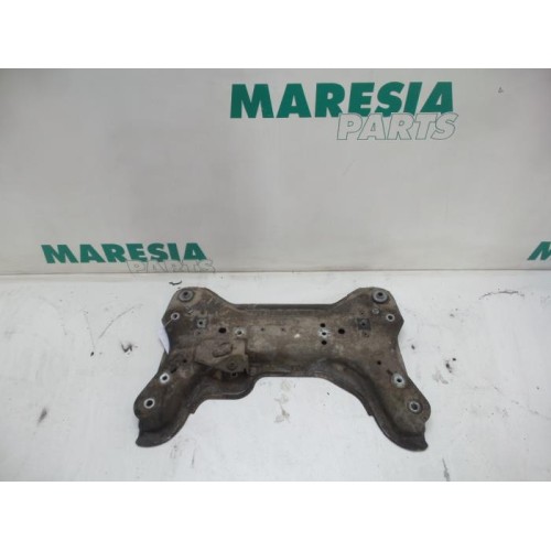 Renault - Trafic - Subframe