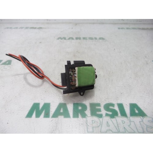 Renault - Trafic - Heater resistor