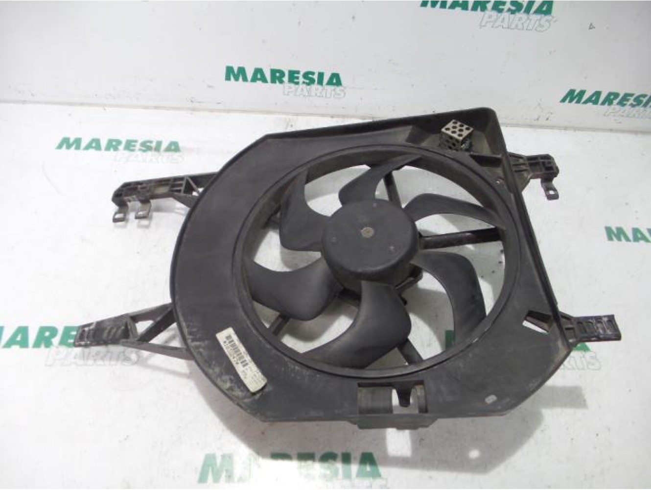 Renault - Trafic - Fan motor