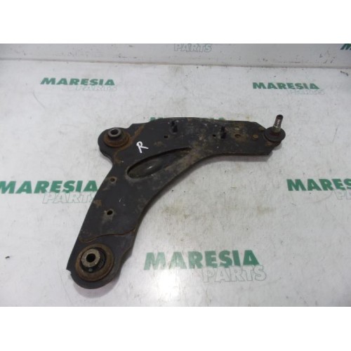 Renault - Trafic - Front lower wishbone, right