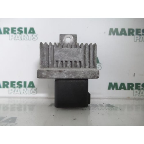 Renault - Trafic - Glow plug relay
