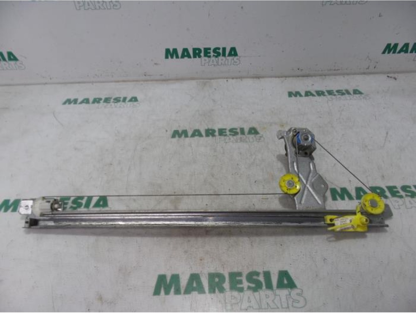 Renault - Trafic - Window mechanism 2-door, front left