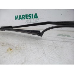 Citroen - C4 Cactus - Front wiper arm