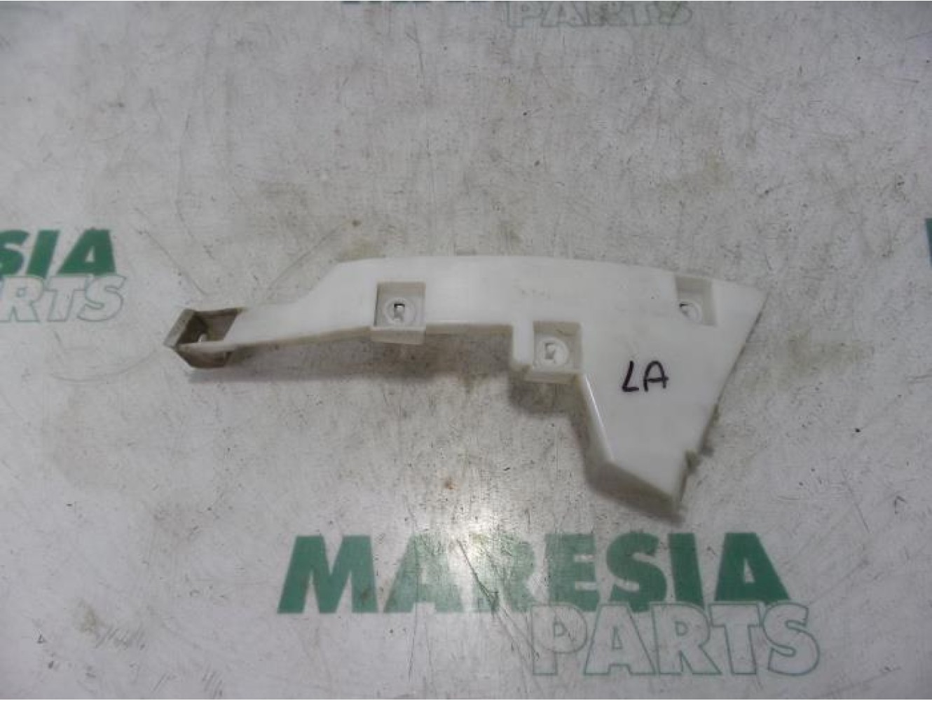 Citroen - C4 Aircross - Rear bumper frame