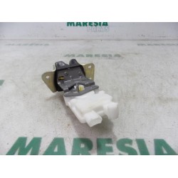 Citroen - C4 Aircross - Tailgate lock mechanism