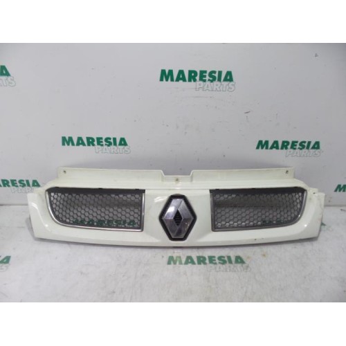 Renault - Trafic - Grille