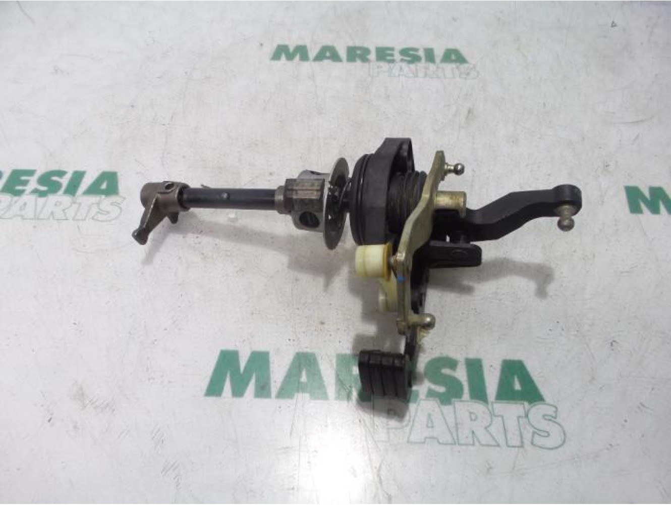 Renault - Clio - Gearbox mechanism