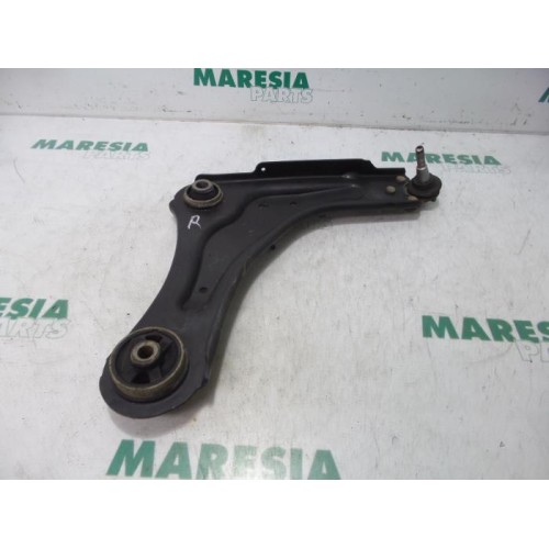 Renault - Laguna - Front lower wishbone, right