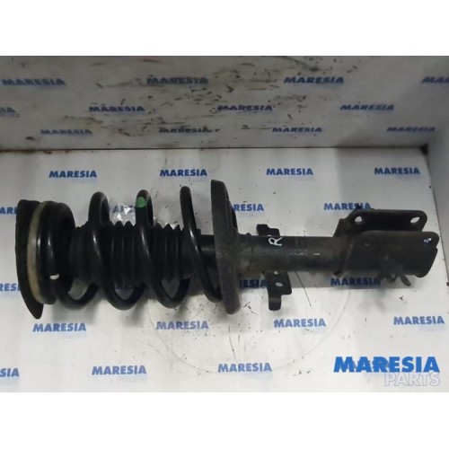 Renault - Laguna - Front shock absorber rod, right