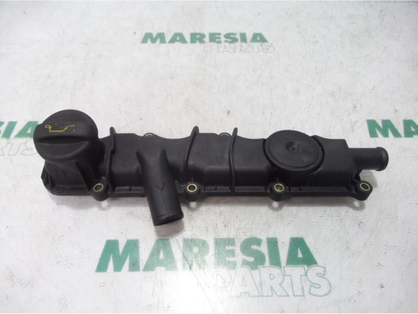 Peugeot - Partner - Rocker cover