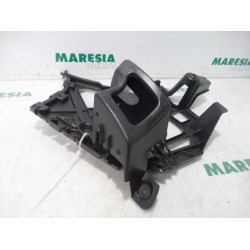 Renault - Laguna - Rear bumper frame