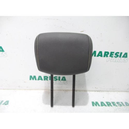 Renault - Laguna - Headrest