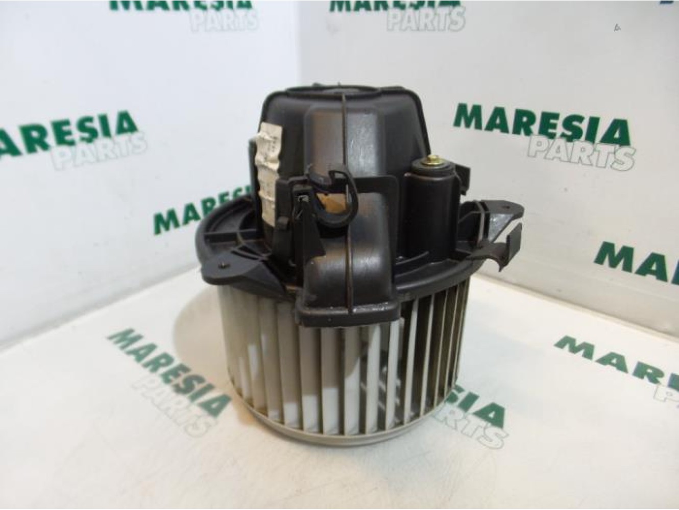 Fiat - Stilo - Heating and ventilation fan motor