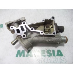 Peugeot - 206 - Boîtier thermostat