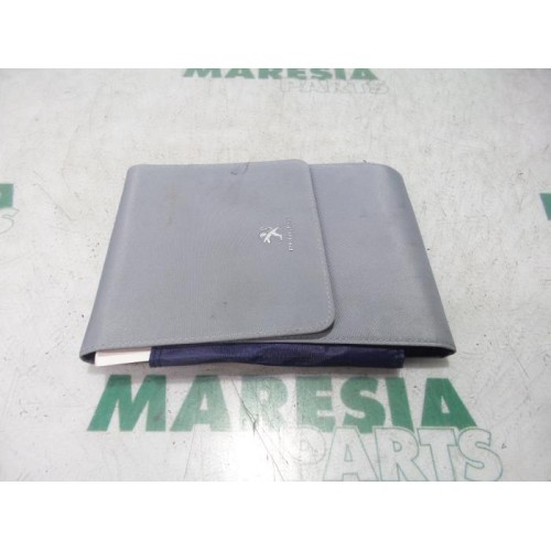 Peugeot - 208 - Instruction Booklet