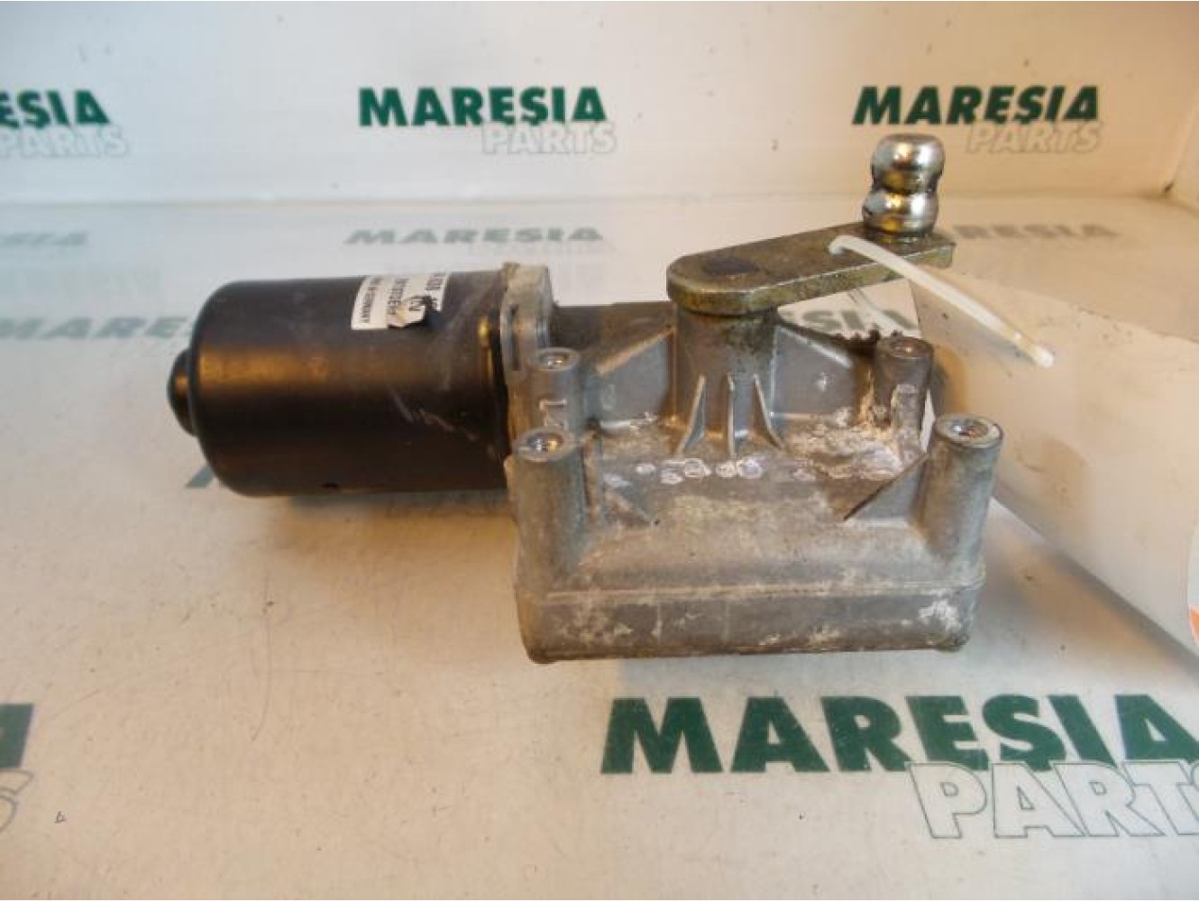 Peugeot - 307 - Front wiper motor