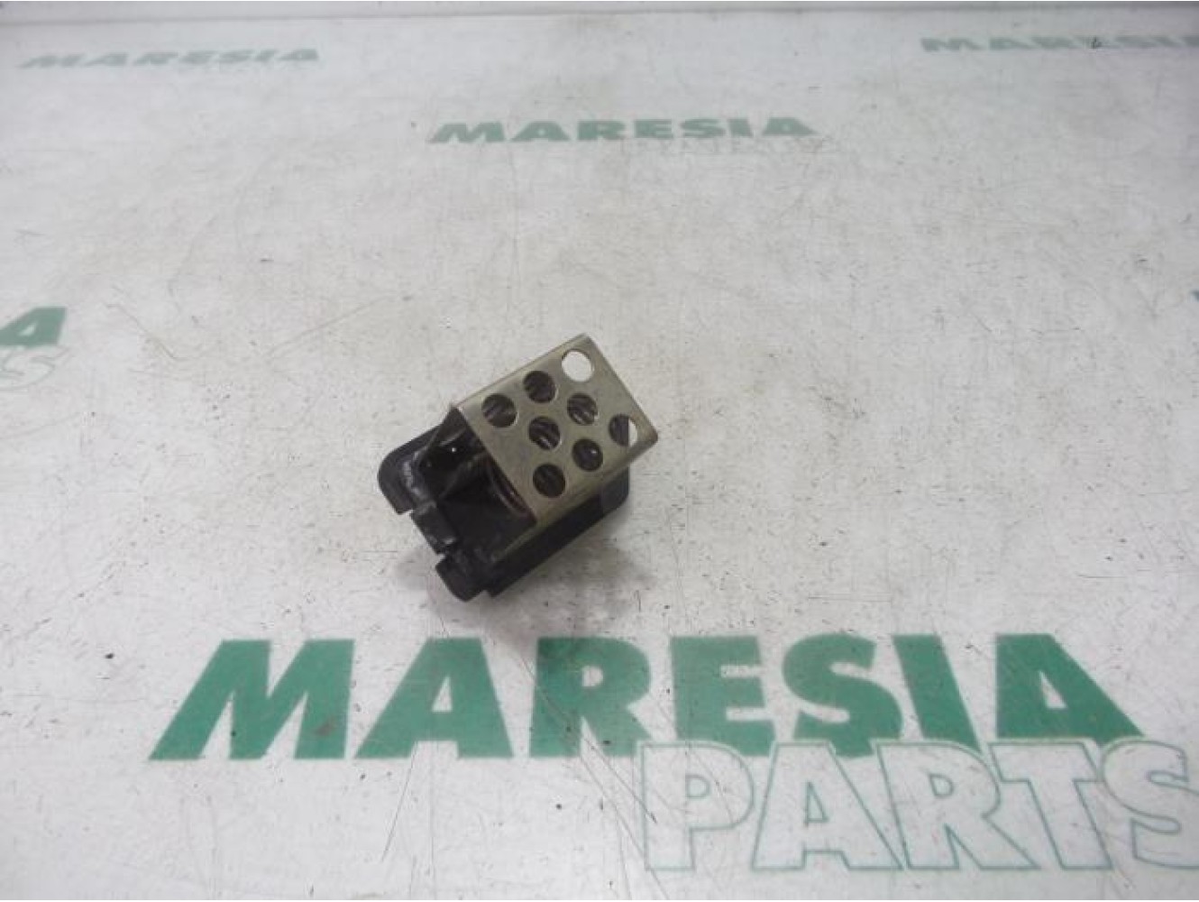 Peugeot - 307 - Cooling fan resistor