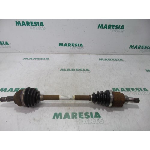 Peugeot - 207 - Front drive shaft, left