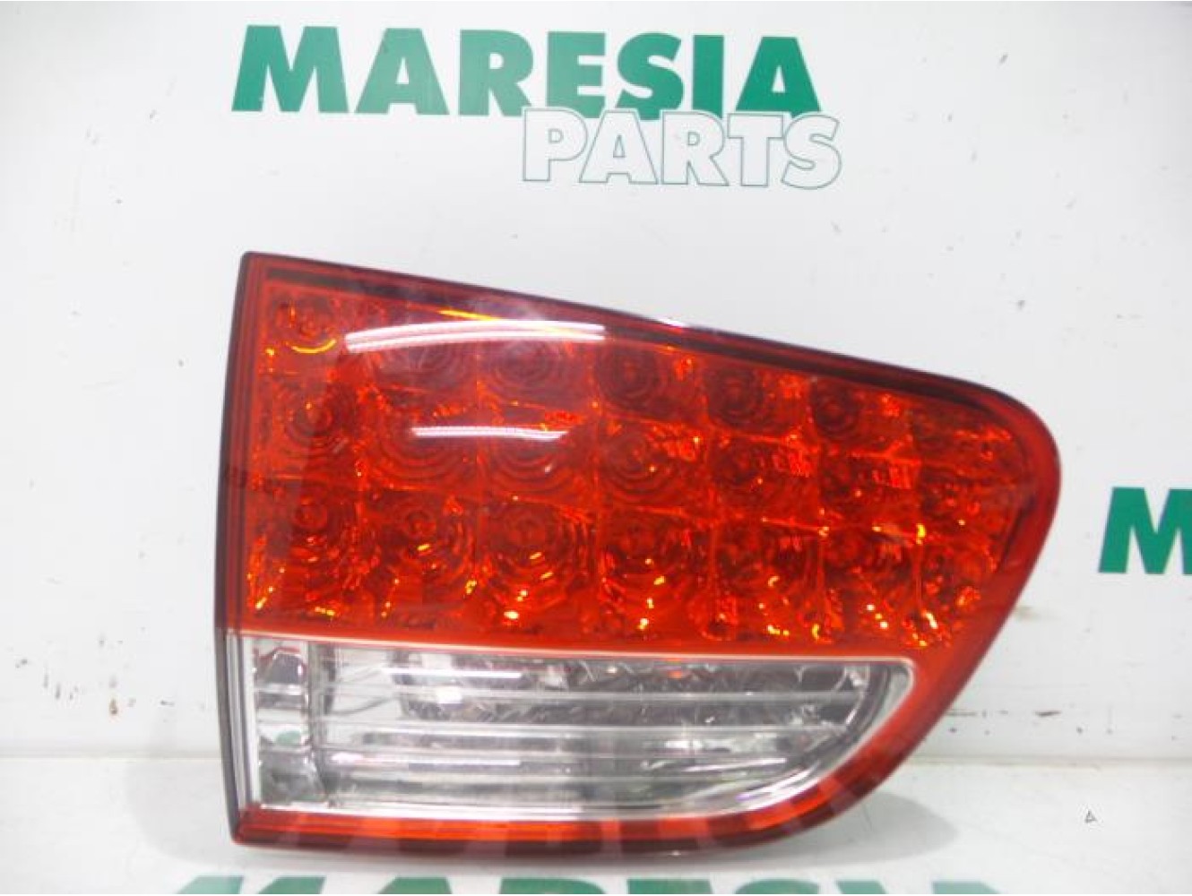 Citroen - C-Crosser - Rücklicht links