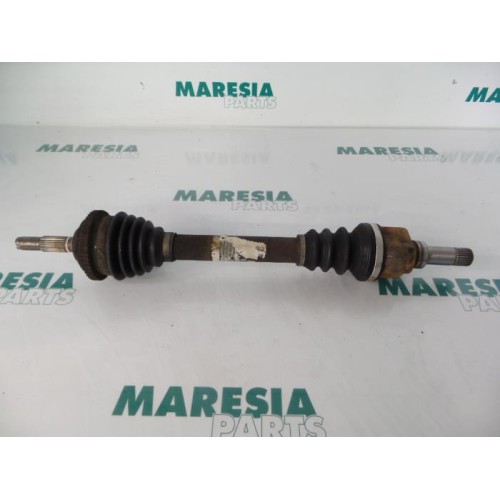Peugeot - 206 - Front drive shaft, left