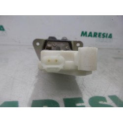 Citroen - C-Crosser - Tailgate lock mechanism