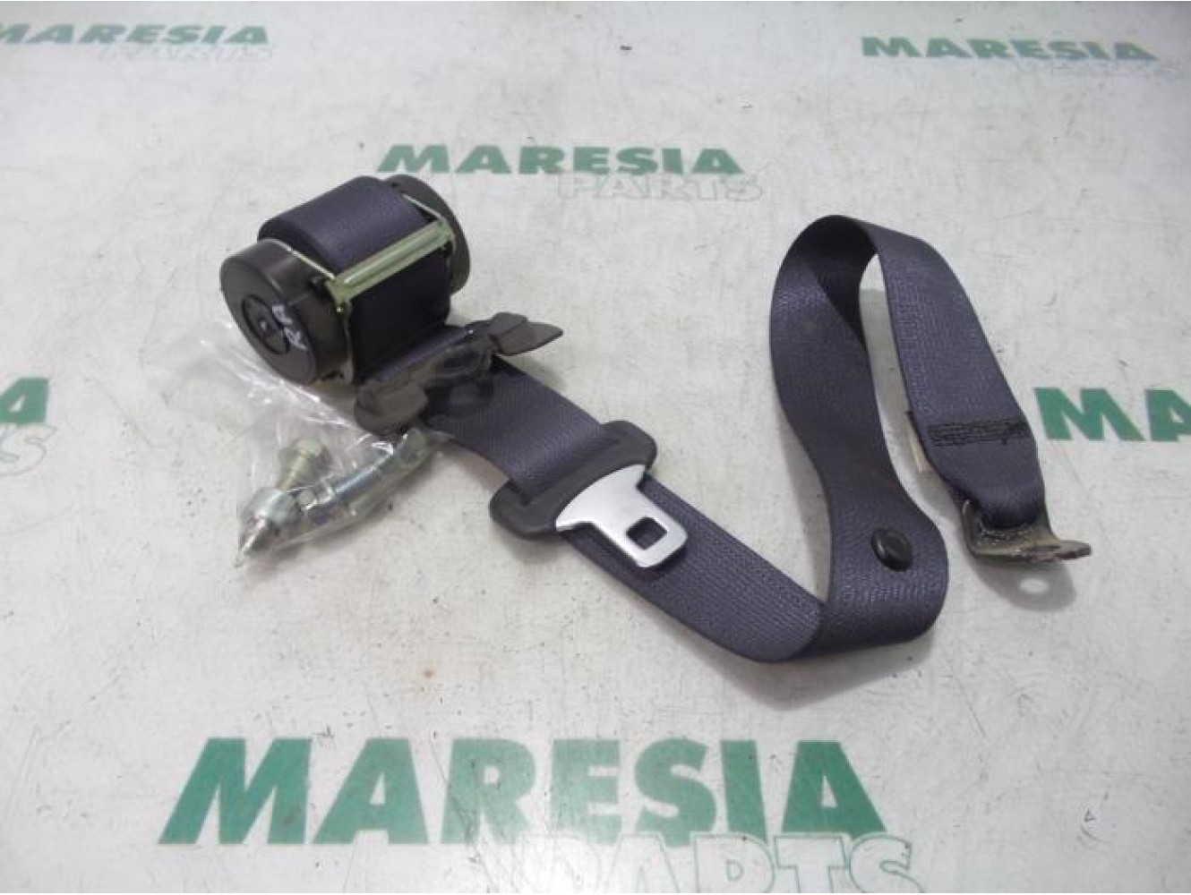 Citroen - C-Crosser - Sicherheitsgurt rechts hinten