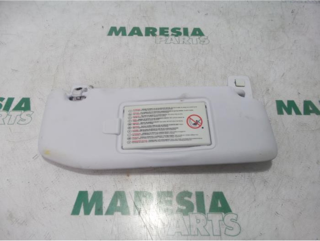 Peugeot - 208 - Sun visor