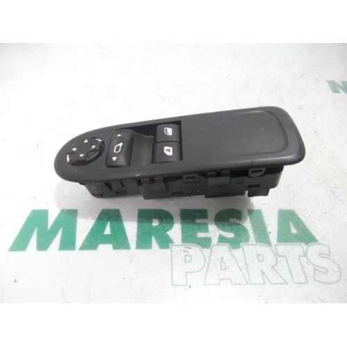 Citroen - C3 - Multi-functional window switch