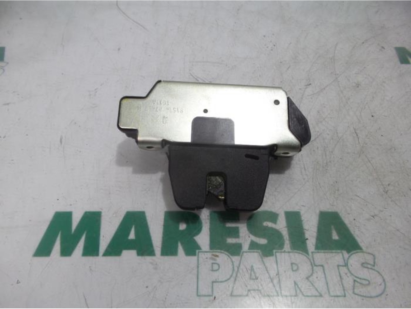 Citroen - C3 - Tailgate lock mechanism