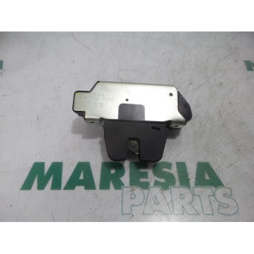 Citroen - C3 - Tailgate lock mechanism