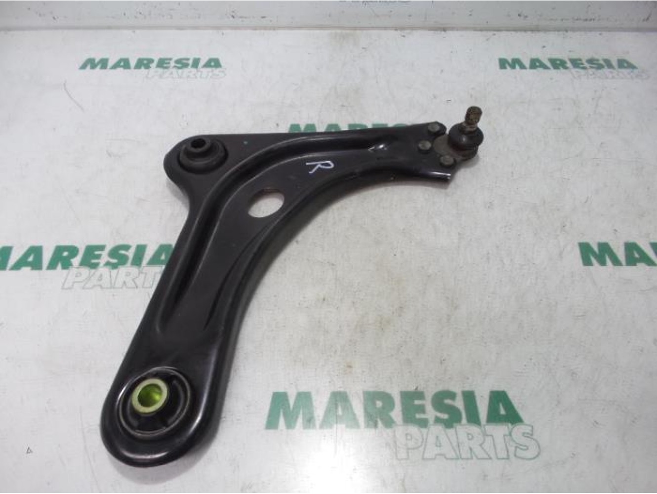 Peugeot - 208 - Front lower wishbone, right