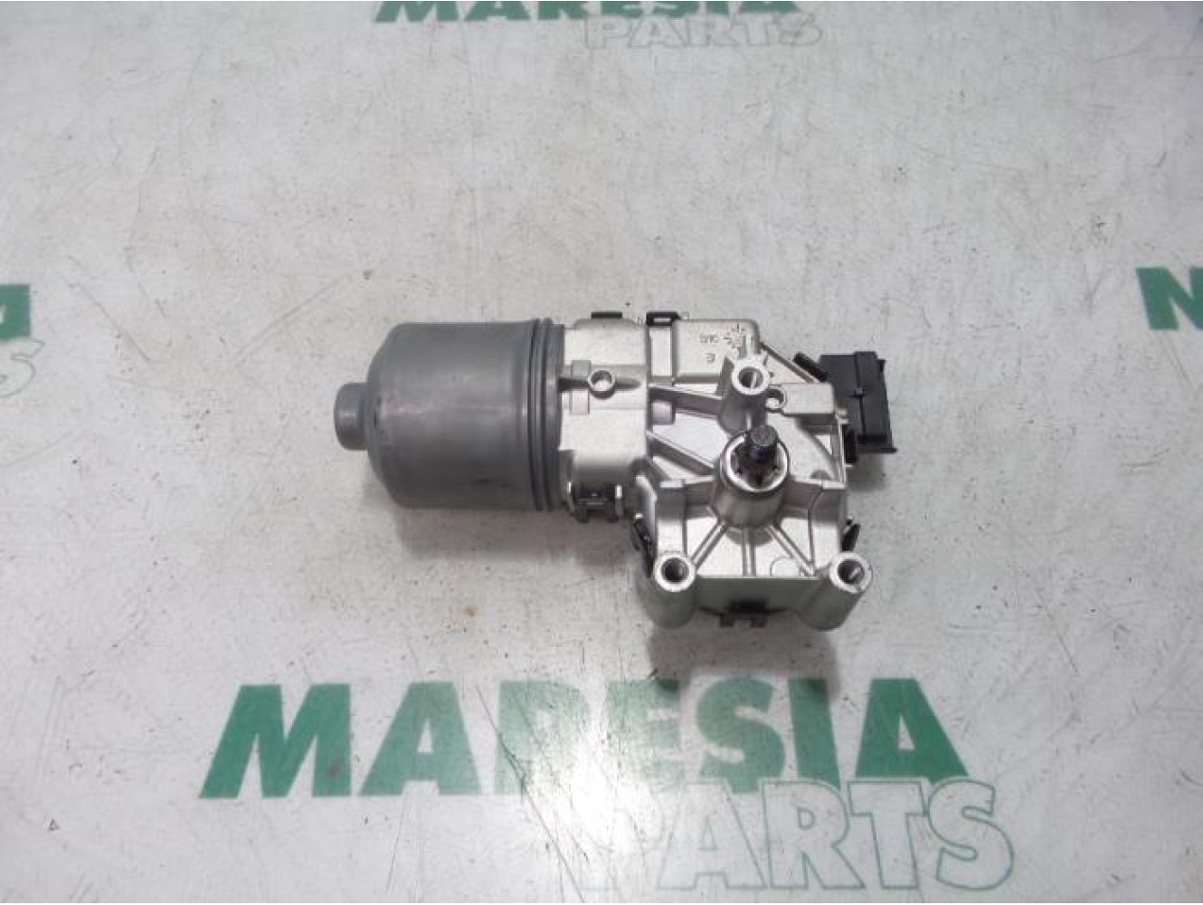 Peugeot - 208 - Front wiper motor