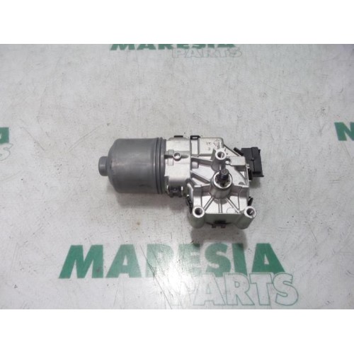 Peugeot - 208 - Front wiper motor