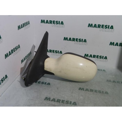 Renault - Megane - Wing mirror, left