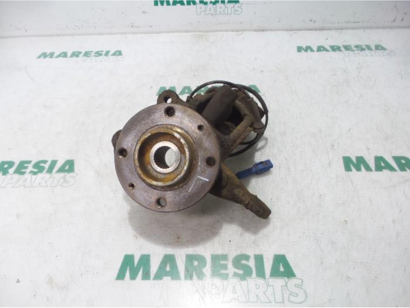 Peugeot - 207 - Achsschenkel links vorne