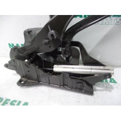 Peugeot - 308 - Convertible top hinge