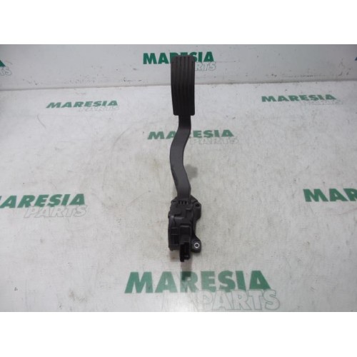 Peugeot - 208 - Throttle pedal position sensor