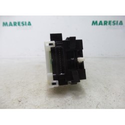 Citroen - C-Crosser - Indicator switch